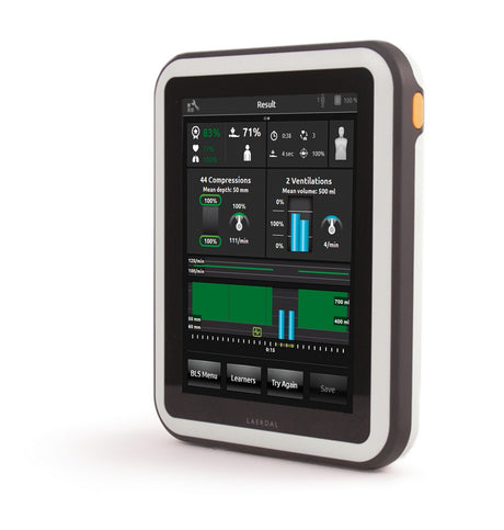 The SimPad PLUS with SkillReporter from Laerdal enhances QCPR training by showcasing detailed performance metrics, such as compressions and ventilations, on the device's screen.