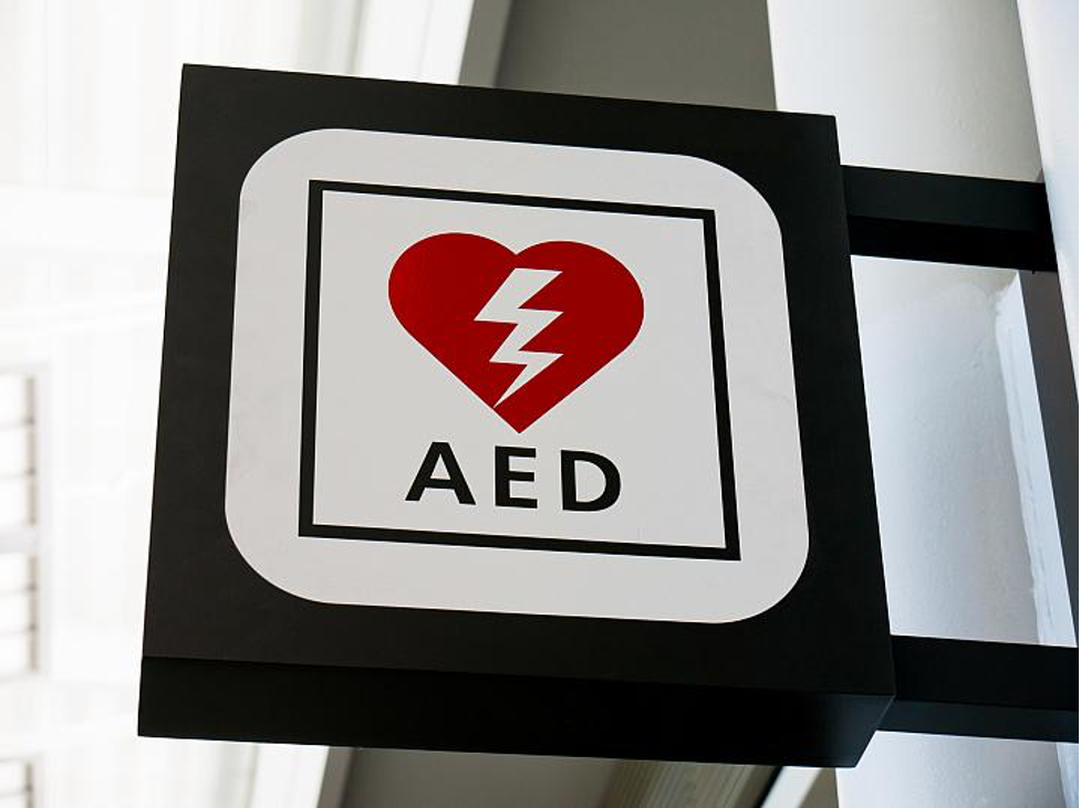 Defibrillators on Trains